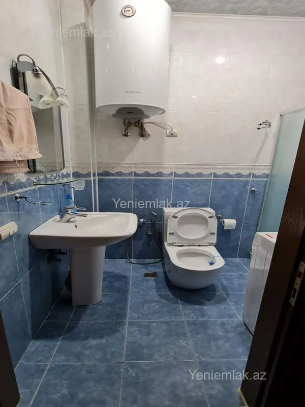Satılır 2 otaqlı köhnə tikili 56 m²