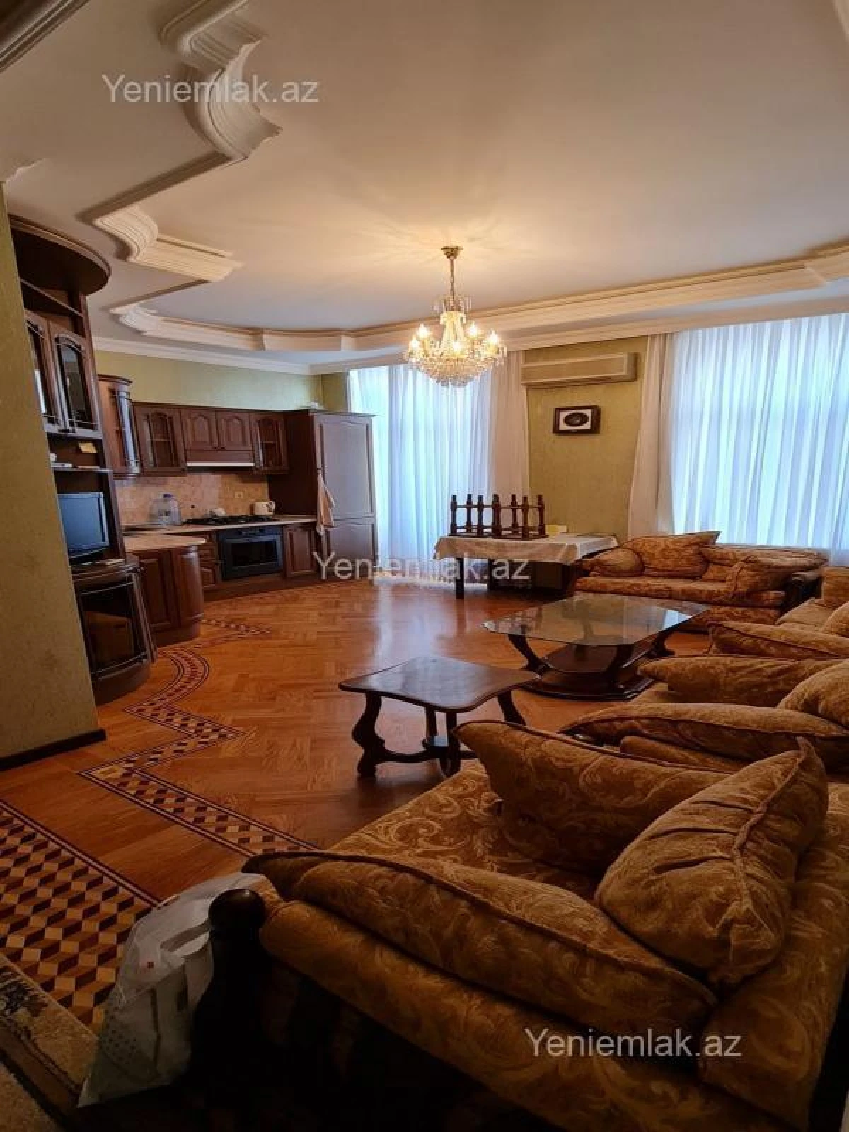 Satılır 2 otaqlı köhnə tikili 56 m²