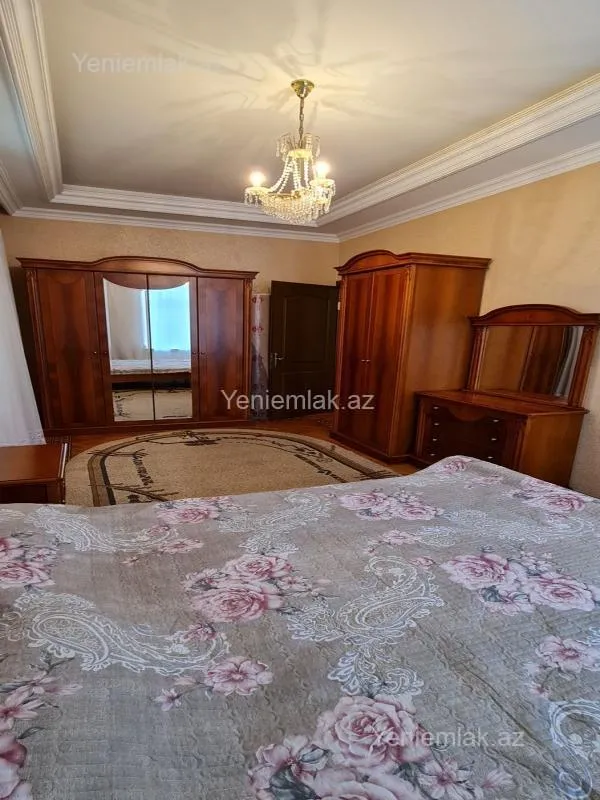 Satılır 2 otaqlı köhnə tikili 56 m²