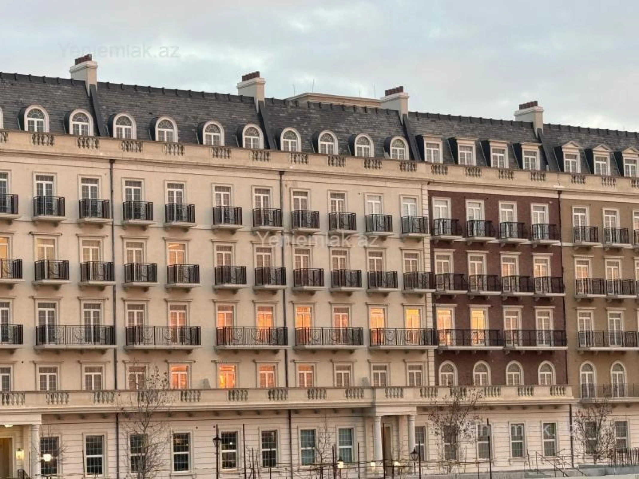 Satılır 3 otaqlı yeni tikili 105 m²