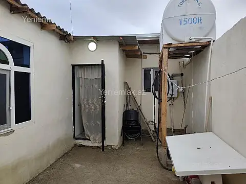 Satılır 2 otaqlı həyət evi 50 m²