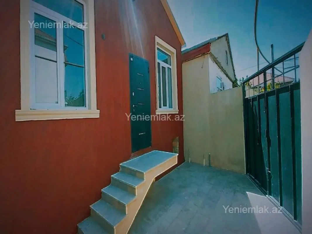 Satılır 3 otaqlı həyət evi 73 m²