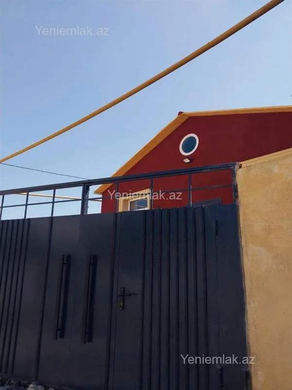 Satılır 3 otaqlı həyət evi 73 m²