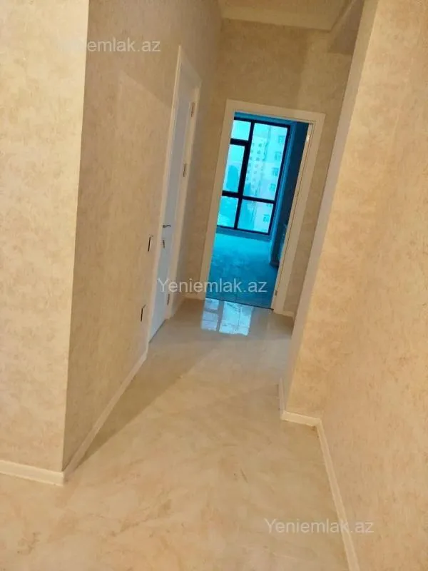 Satılır 3 otaqlı yeni tikili 102 m²