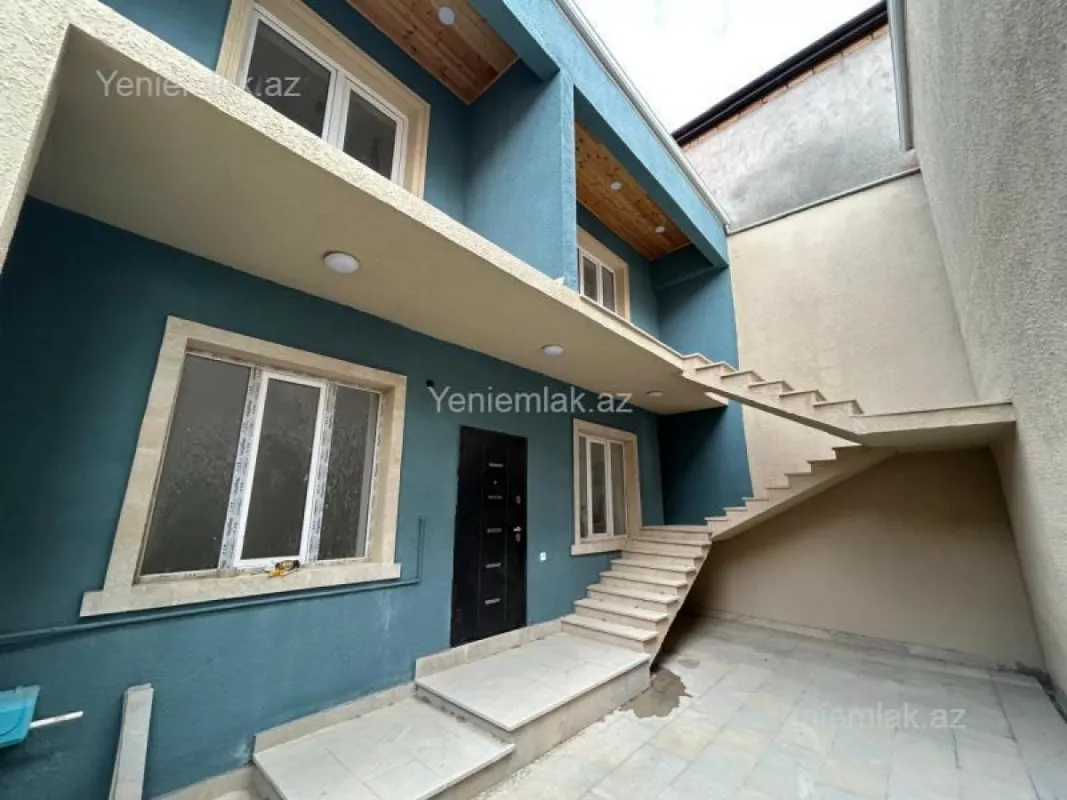 Satılır 6 otaqlı həyət evi 145 m²