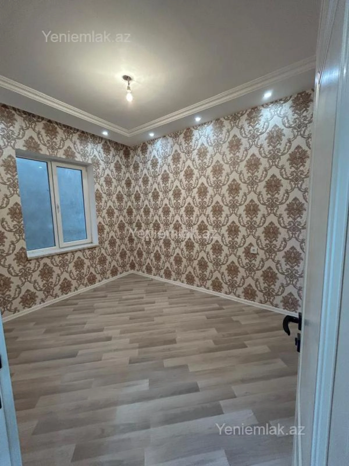 Satılır 6 otaqlı həyət evi 145 m²