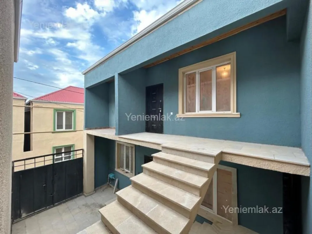 Satılır 6 otaqlı həyət evi 145 m²