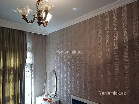 Satılır 3 otaqlı köhnə tikili 80 m²