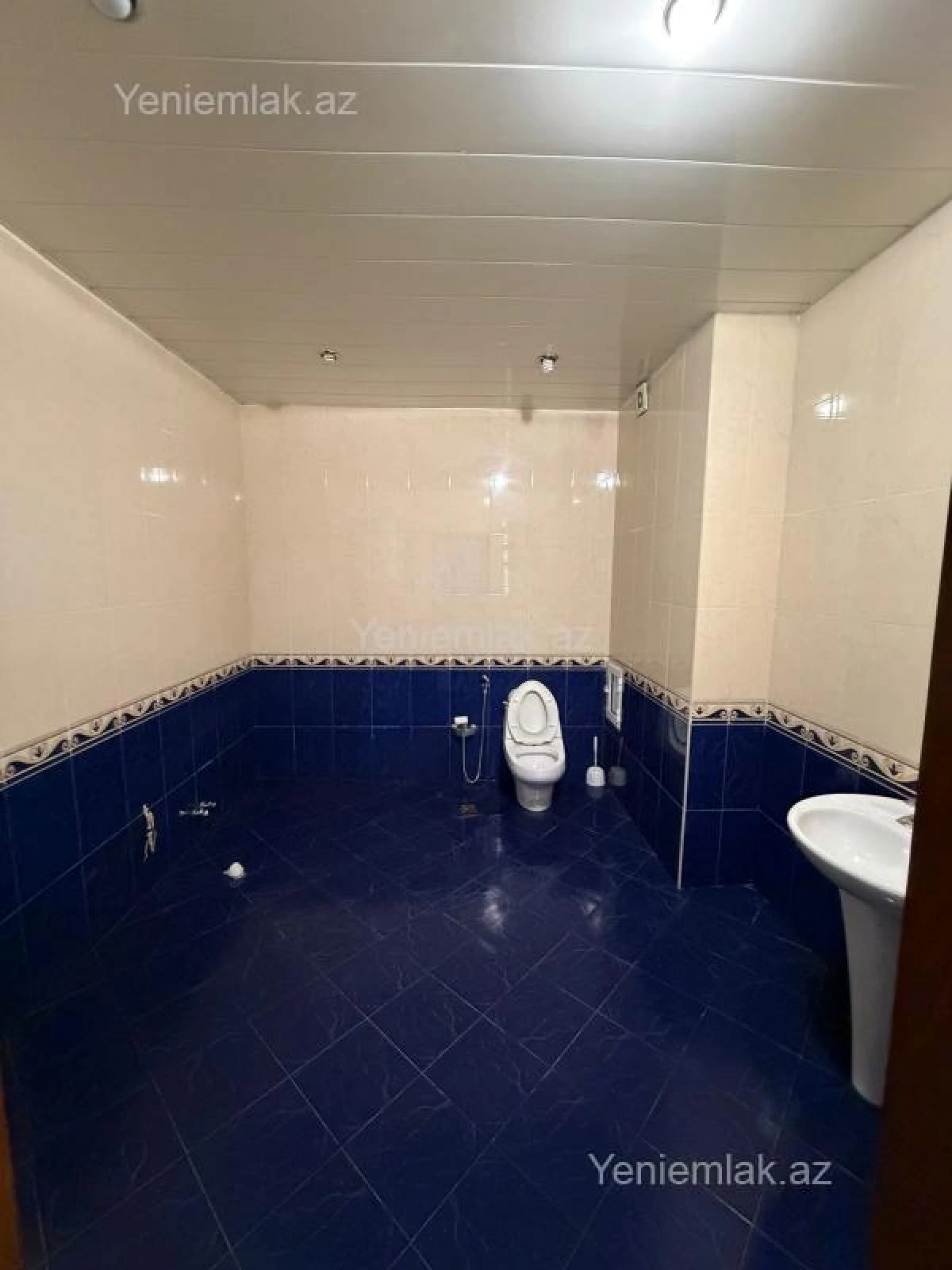 Satılır 3 otaqlı yeni tikili 175 m²