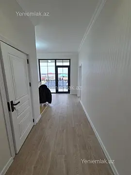 Satılır 5 otaqlı həyət evi 220 m²