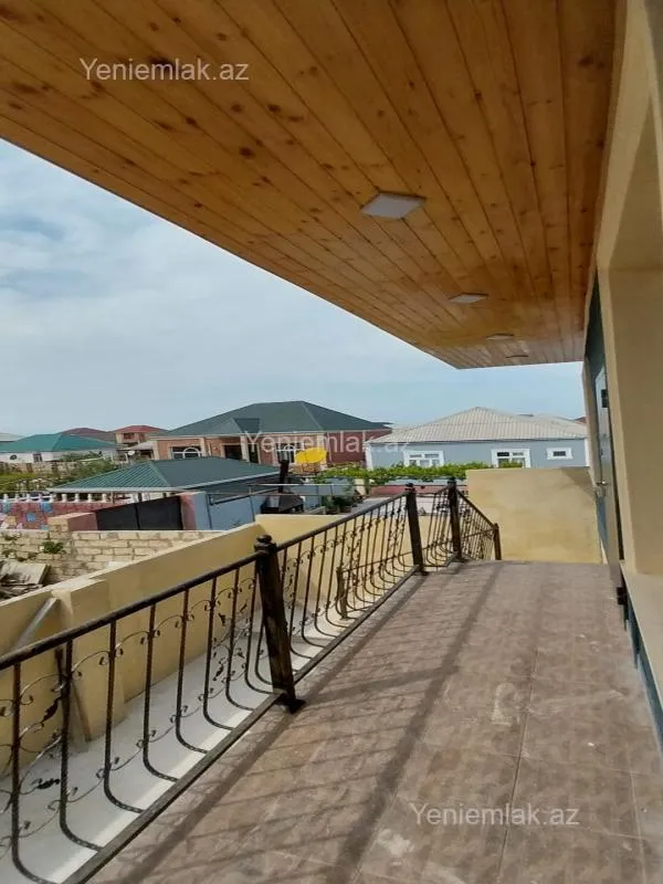 Satılır 6 otaqlı həyət evi 145 m²