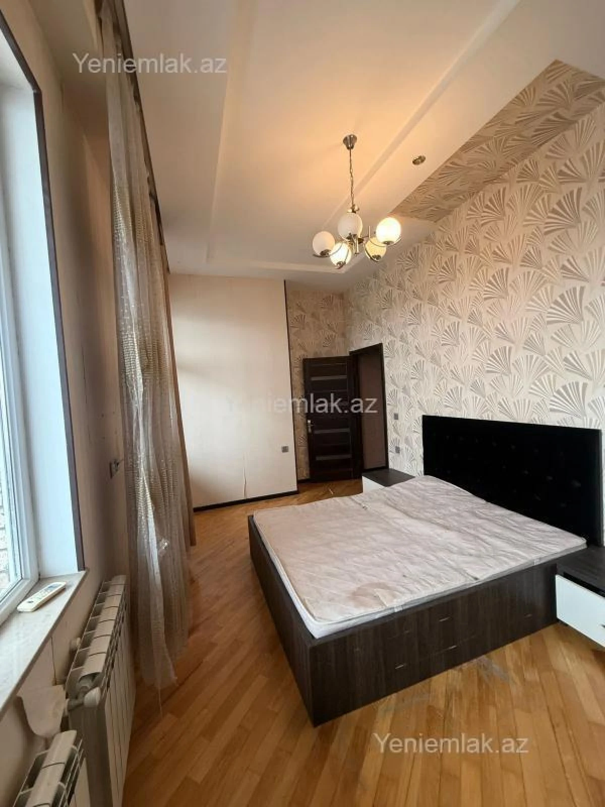 Satılır 3 otaqlı yeni tikili 100 m²