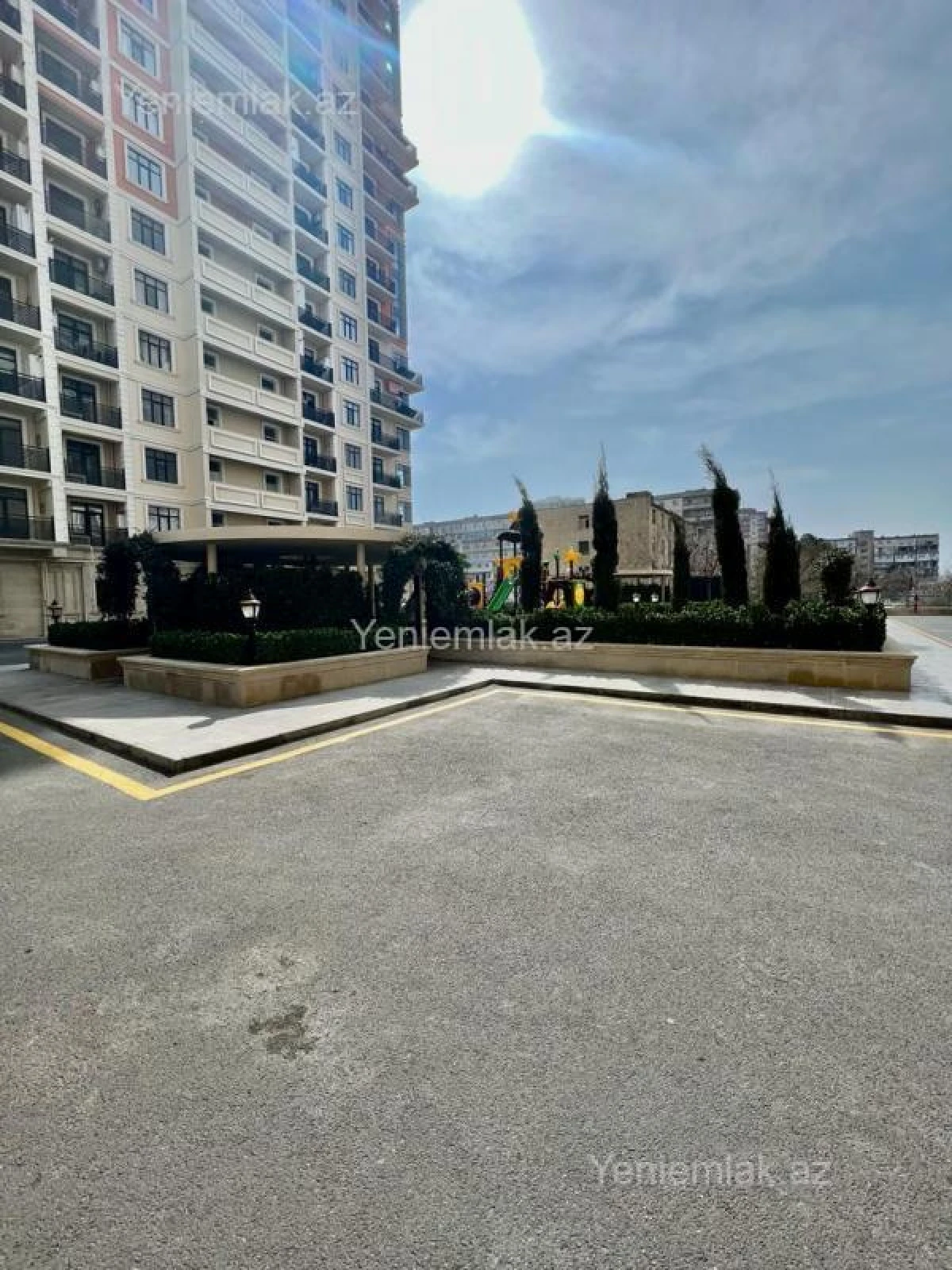 Satılır 3 otaqlı yeni tikili 98 m²