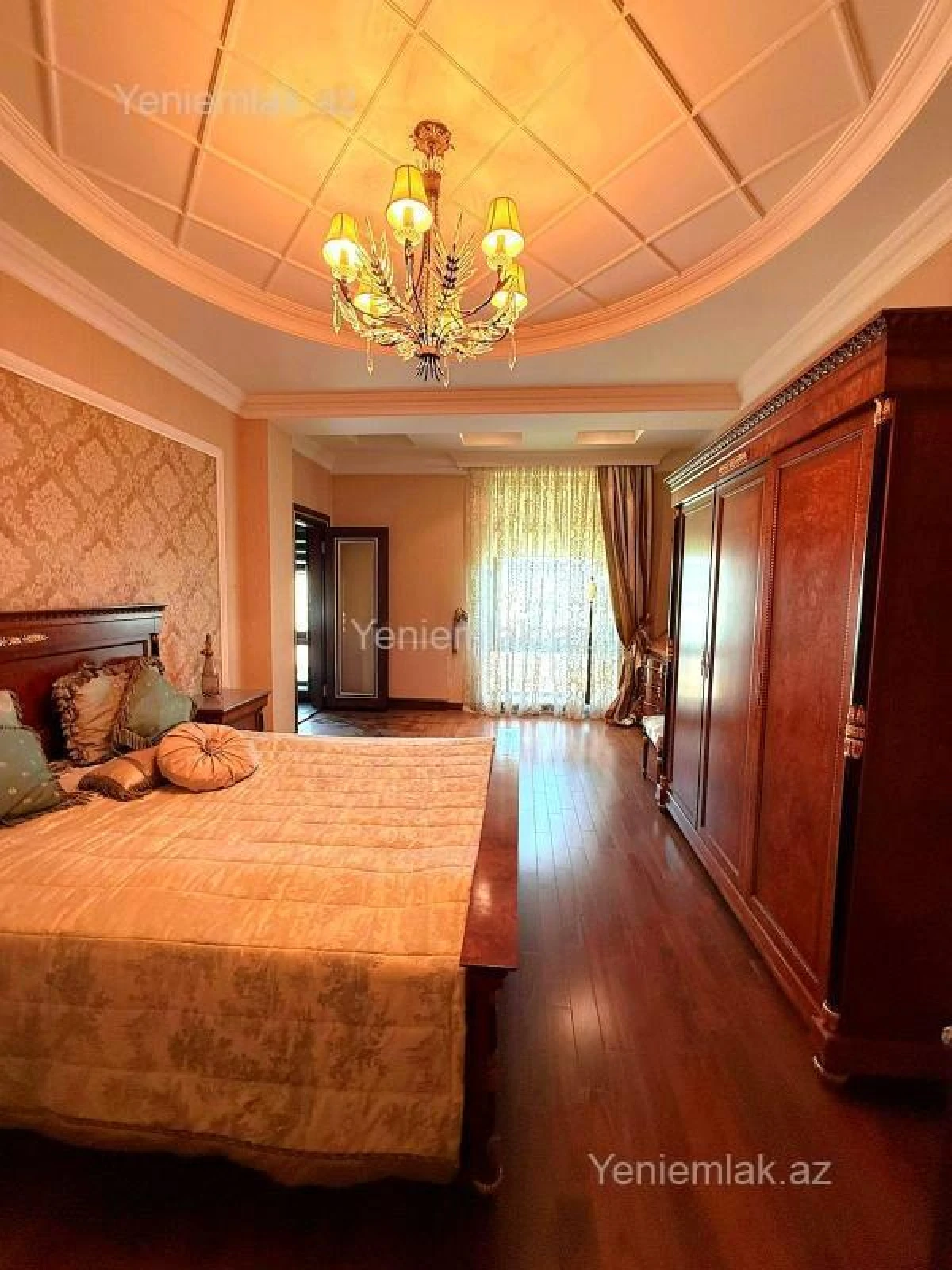 Satılır 4 otaqlı yeni tikili 220.5 m²