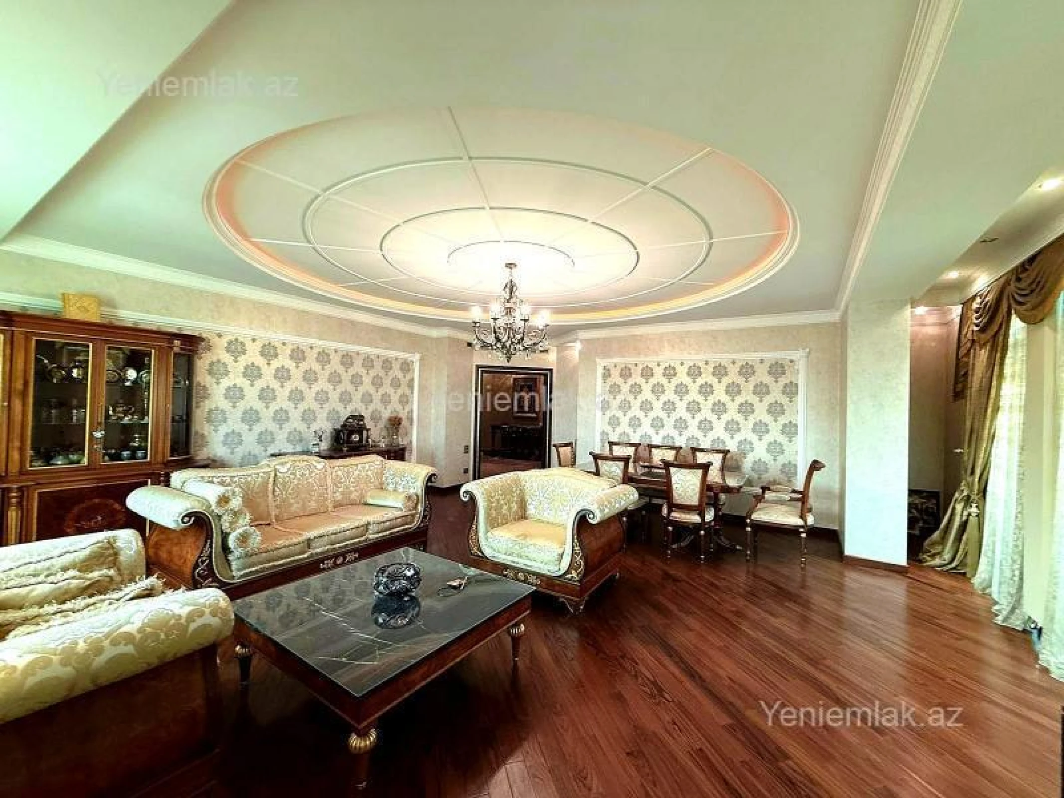 Satılır 4 otaqlı yeni tikili 220.5 m²
