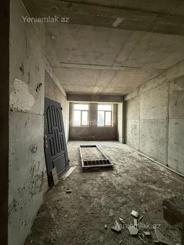 Satılır 2 otaqlı yeni tikili 75 m²