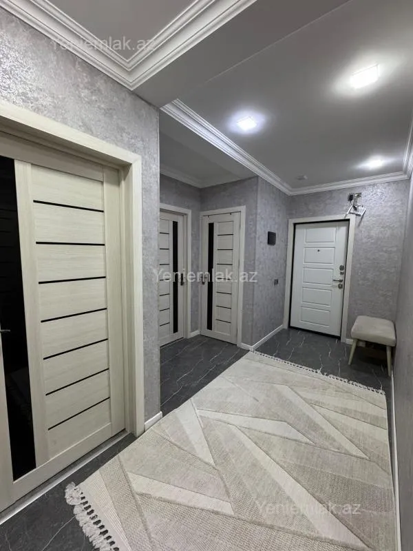 Satılır 2 otaqlı köhnə tikili 60 m²