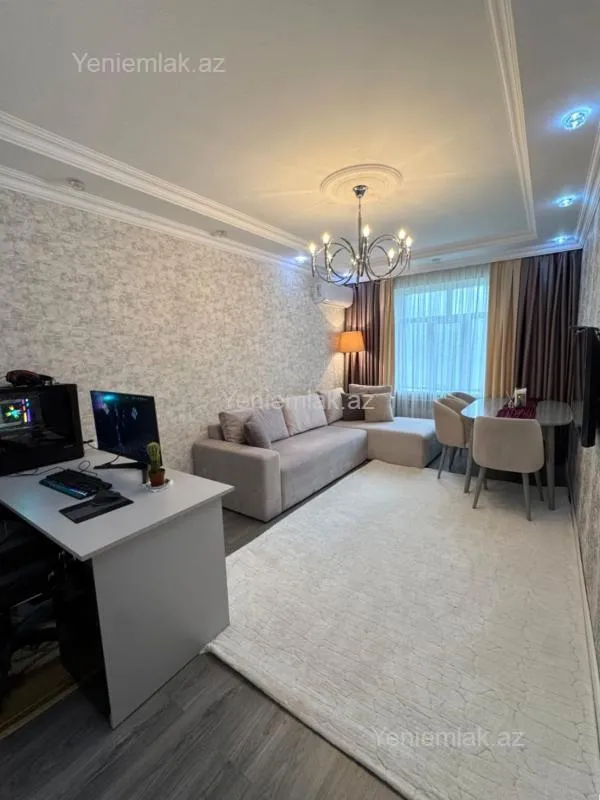 Satılır 2 otaqlı köhnə tikili 60 m²