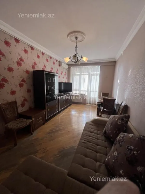 Satılır 2 otaqlı yeni tikili 70 m²