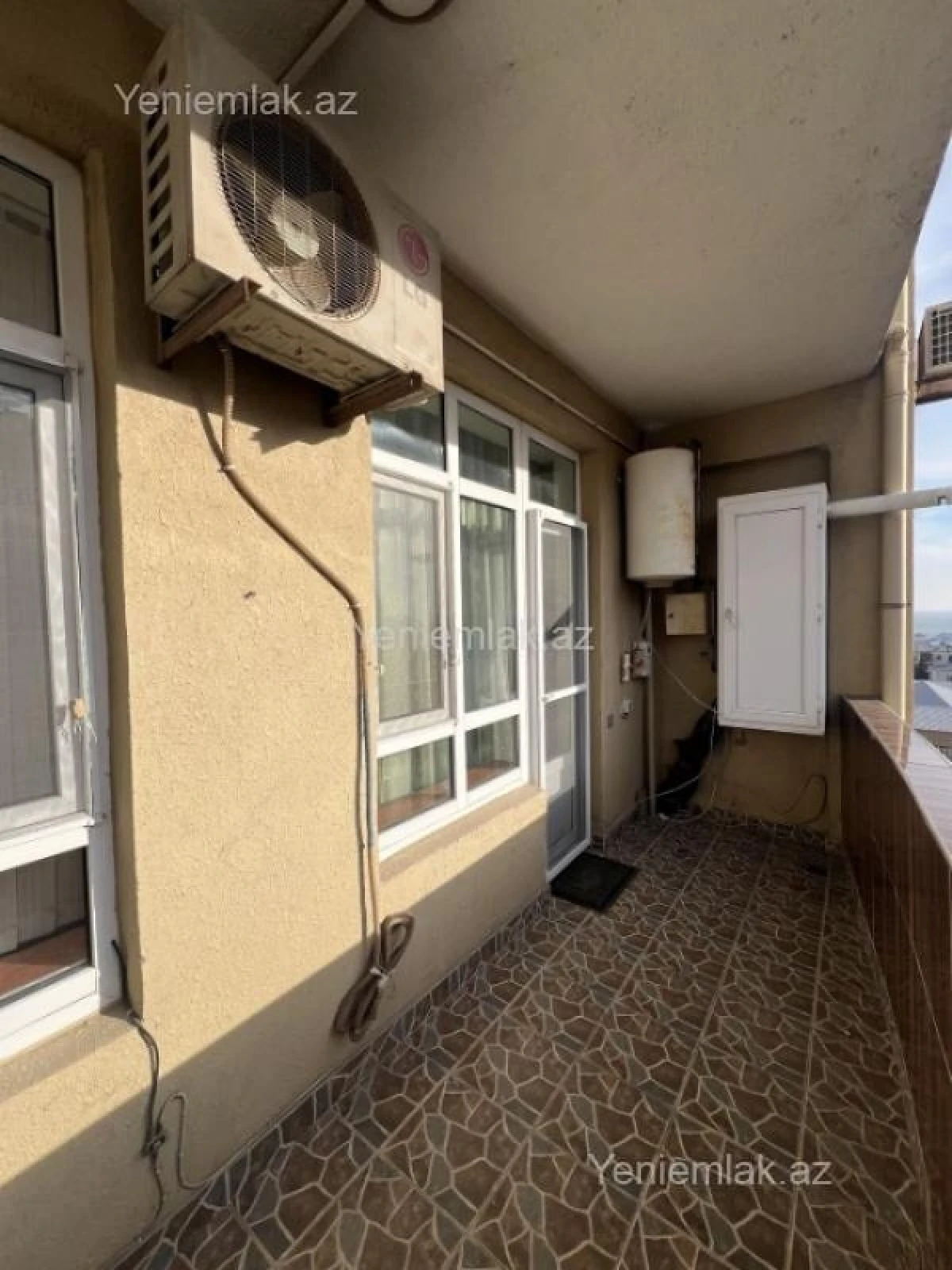 Satılır 2 otaqlı yeni tikili 70 m²