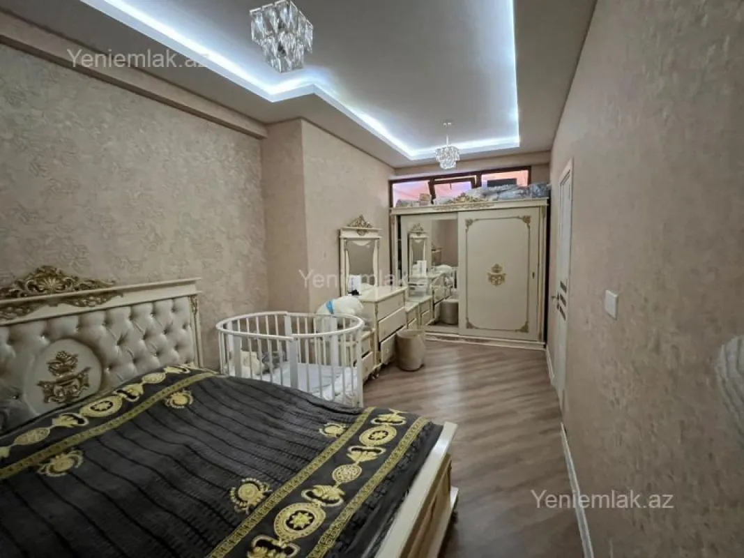 Satılır 2 otaqlı yeni tikili 75 m²