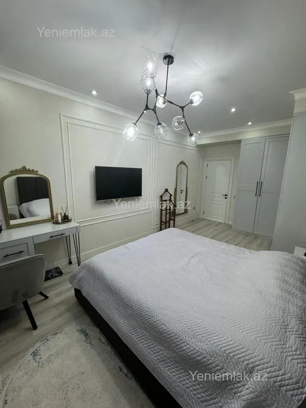 Satılır 3 otaqlı yeni tikili 123.3 m²