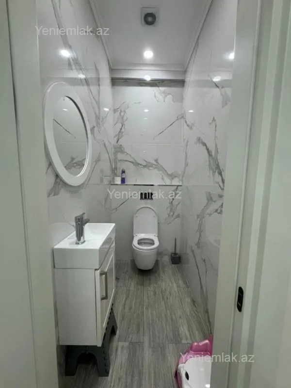 Satılır 3 otaqlı yeni tikili 123.3 m²