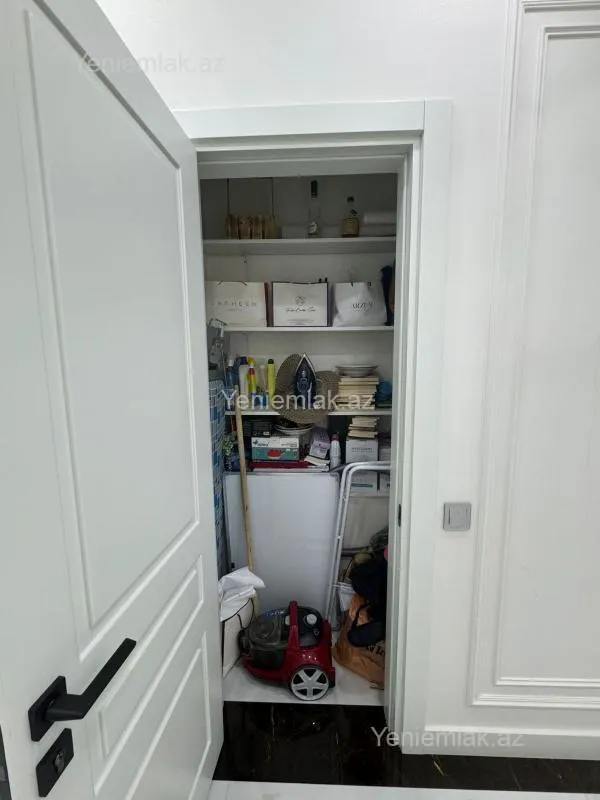 Satılır 3 otaqlı yeni tikili 123.3 m²