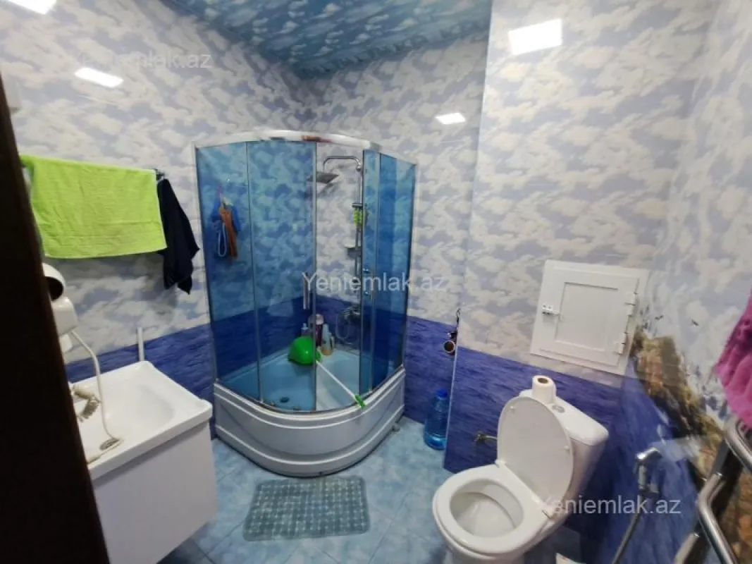 Satılır 3 otaqlı yeni tikili 150 m²