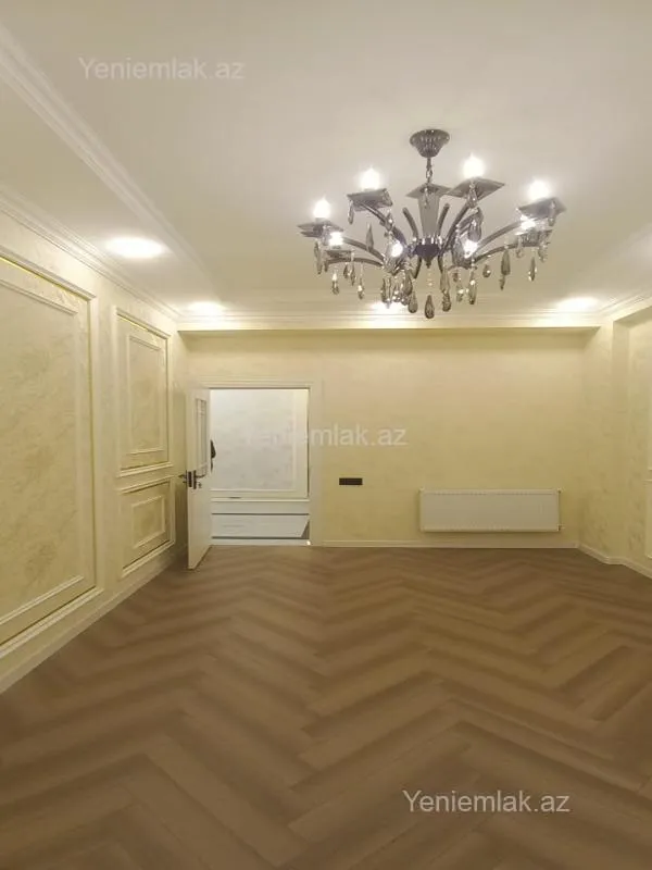 Satılır 3 otaqlı yeni tikili 75 m²