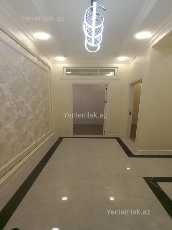 Satılır 3 otaqlı yeni tikili 75 m²