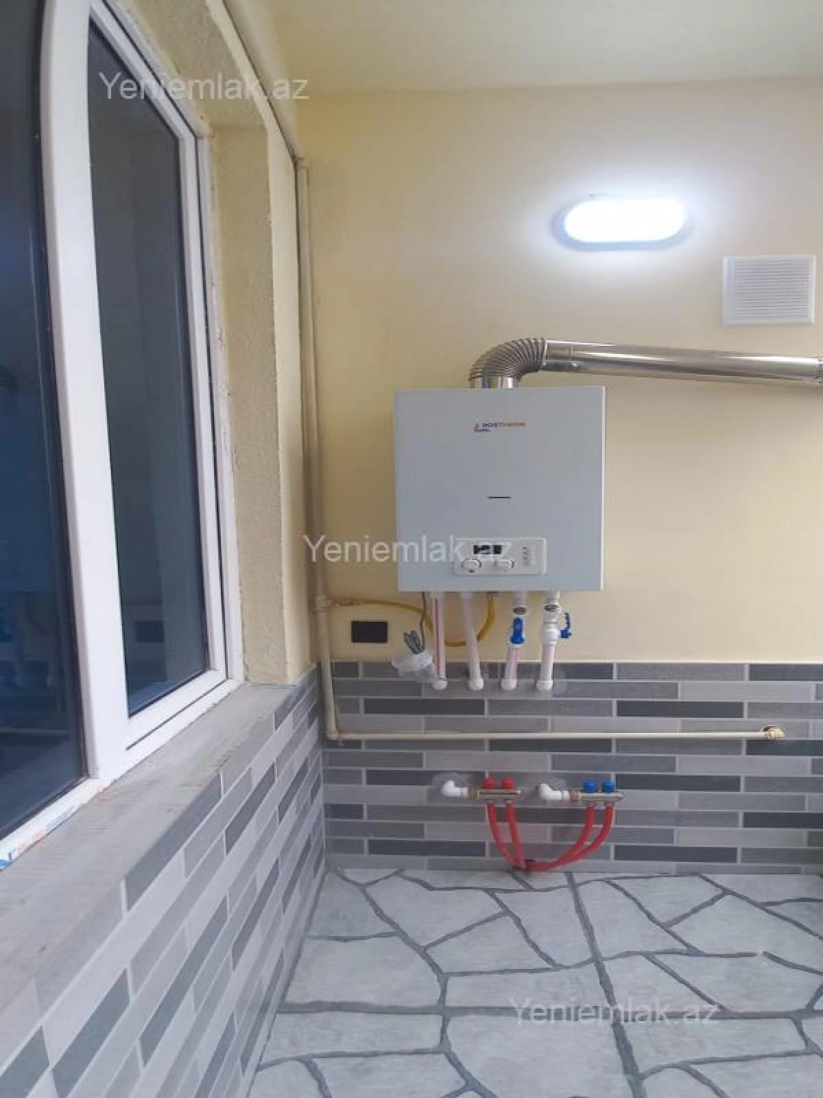Satılır 3 otaqlı yeni tikili 75 m²