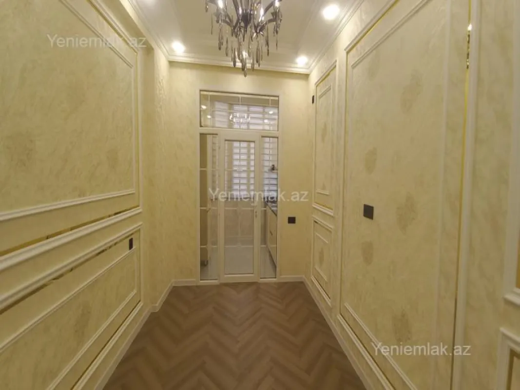 Satılır 3 otaqlı yeni tikili 75 m²