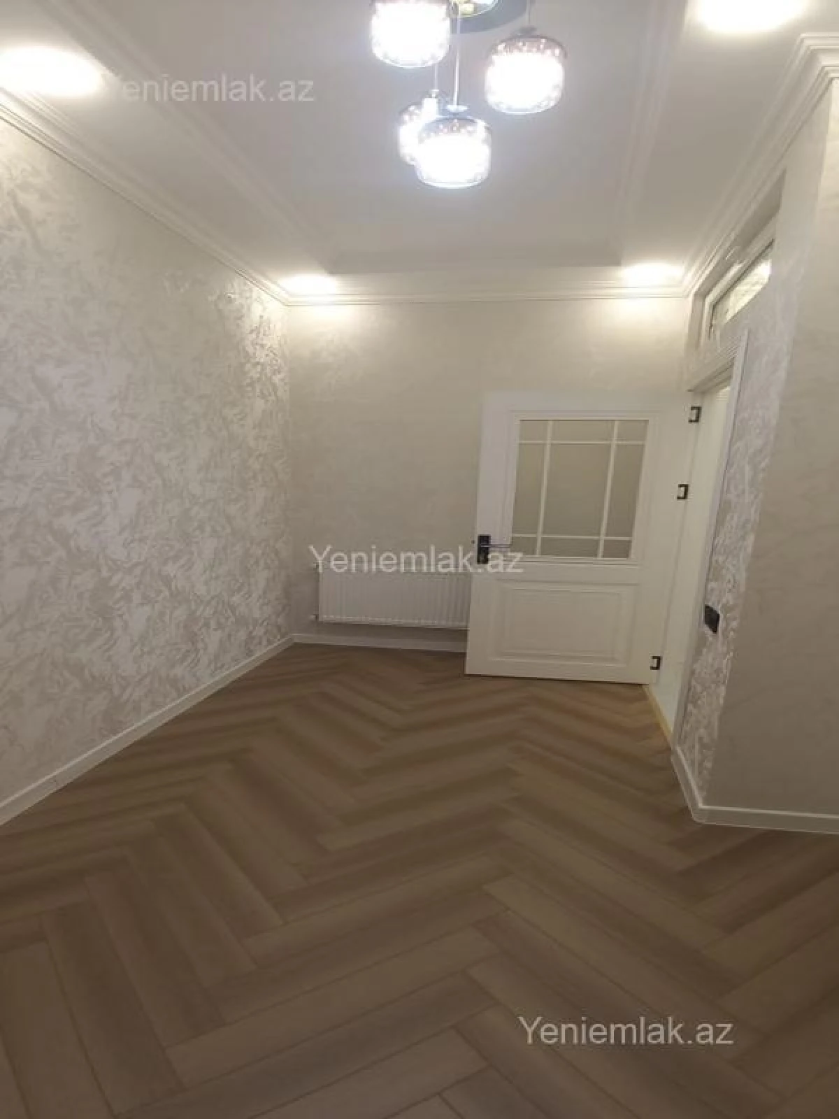 Satılır 3 otaqlı yeni tikili 75 m²