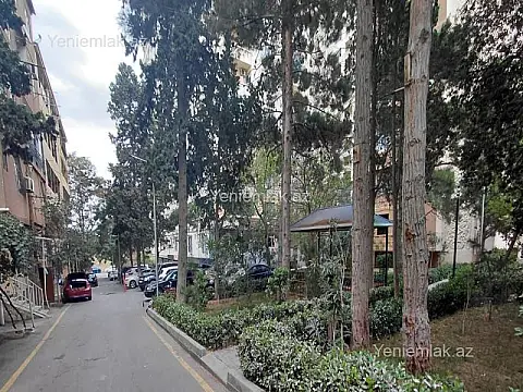 Satılır 1 otaqlı köhnə tikili 20 m²