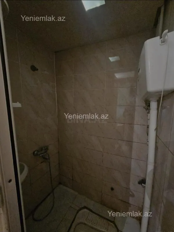 Satılır 1 otaqlı köhnə tikili 20 m²