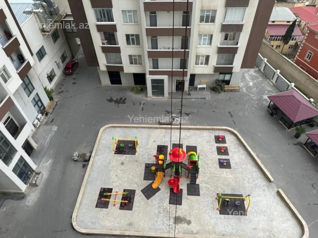 Satılır 3 otaqlı yeni tikili 127 m²