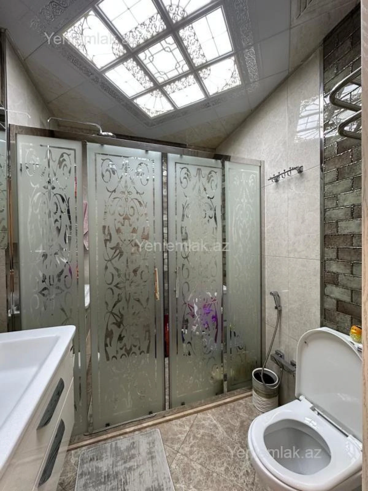 Satılır 3 otaqlı yeni tikili 127 m²