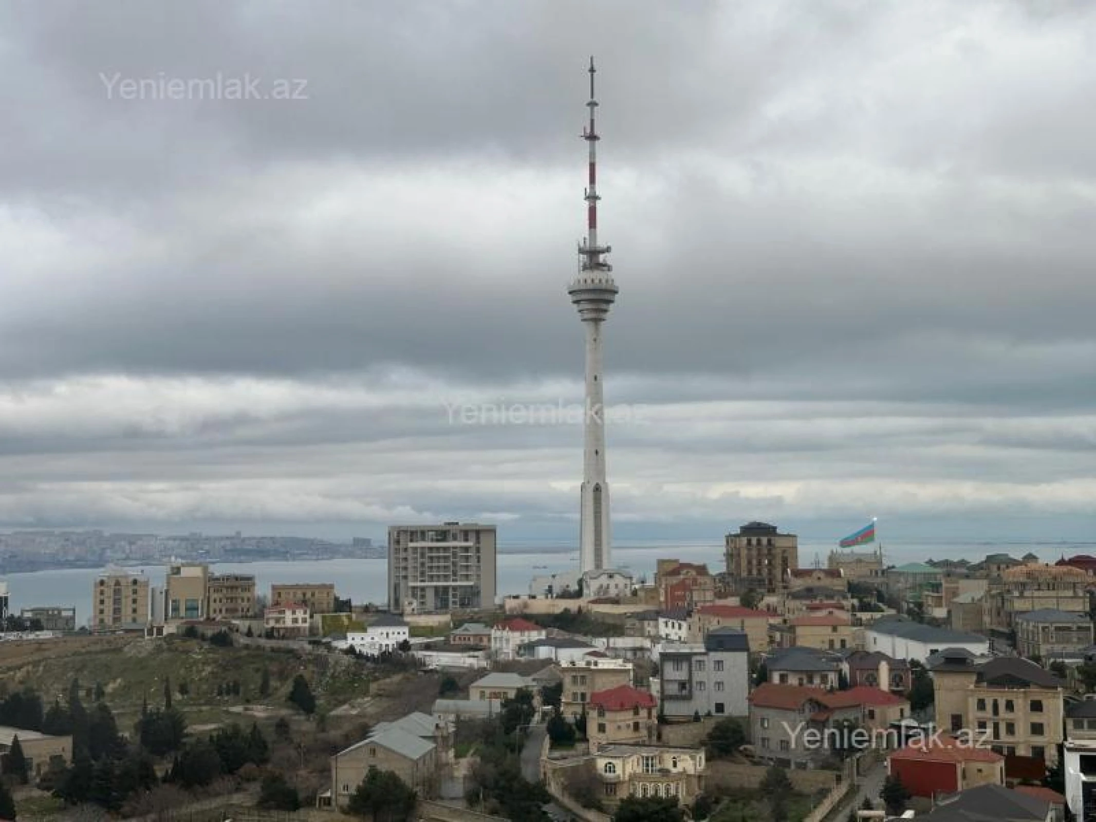 Satılır 3 otaqlı yeni tikili 127 m²