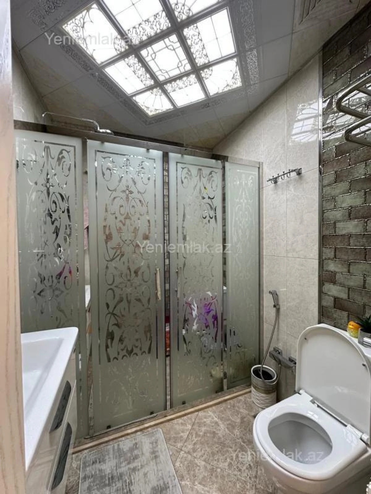 Satılır 3 otaqlı yeni tikili 127 m²