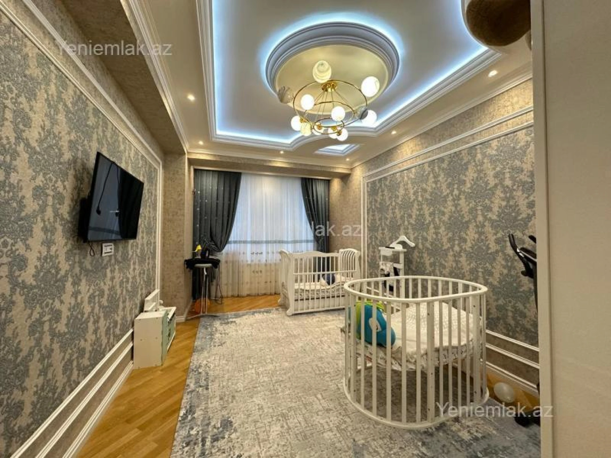 Satılır 3 otaqlı yeni tikili 127 m²