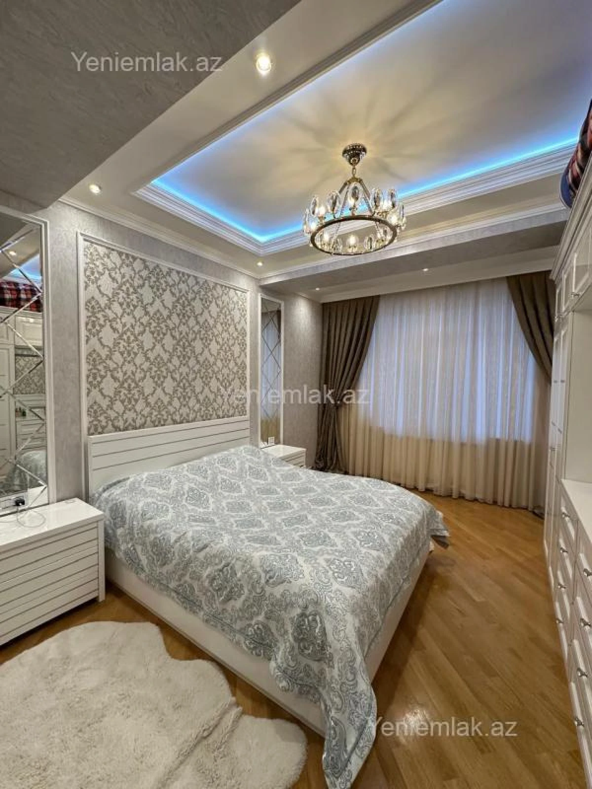 Satılır 3 otaqlı yeni tikili 127 m²