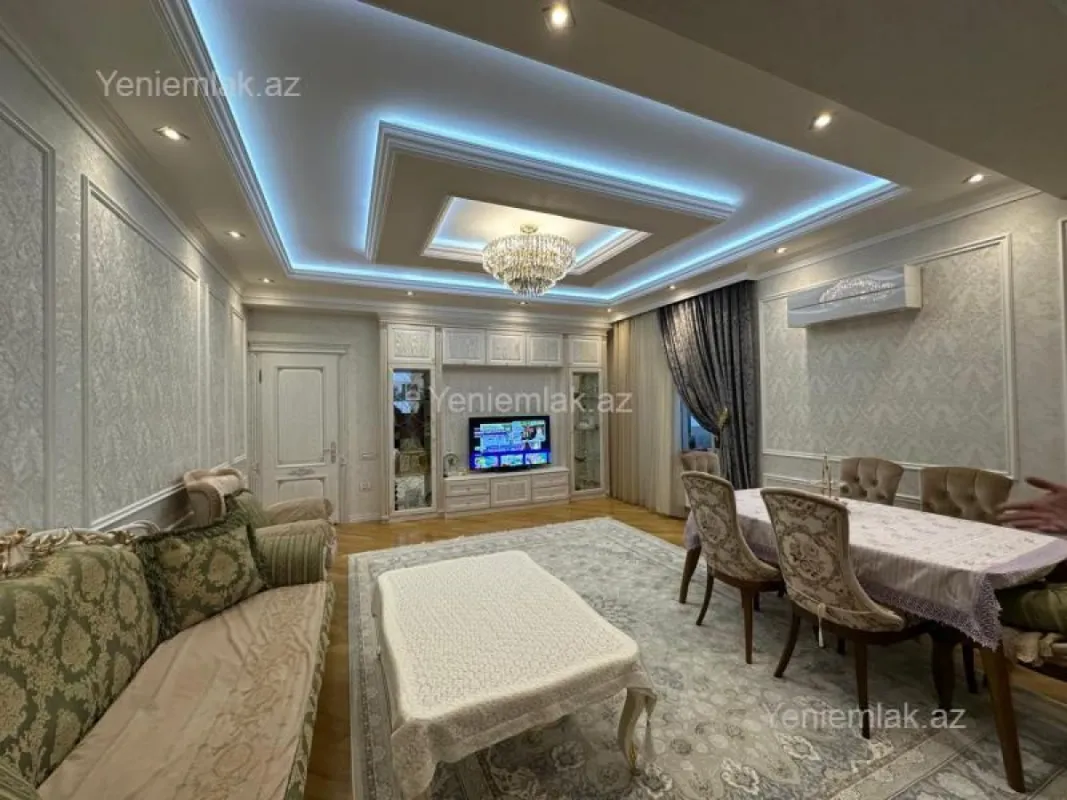 Satılır 3 otaqlı yeni tikili 127 m²