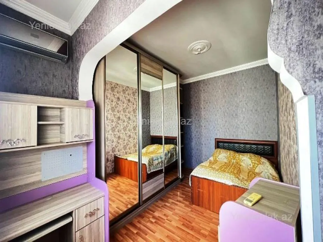 Satılır 3 otaqlı köhnə tikili 75 m²