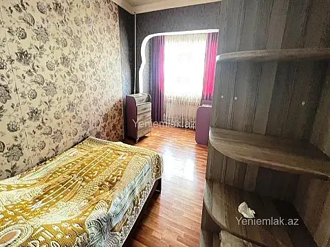 Satılır 3 otaqlı köhnə tikili 75 m²