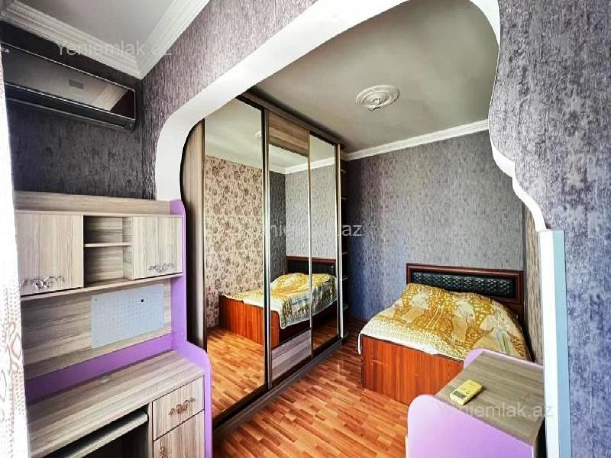 Satılır 3 otaqlı köhnə tikili 75 m²