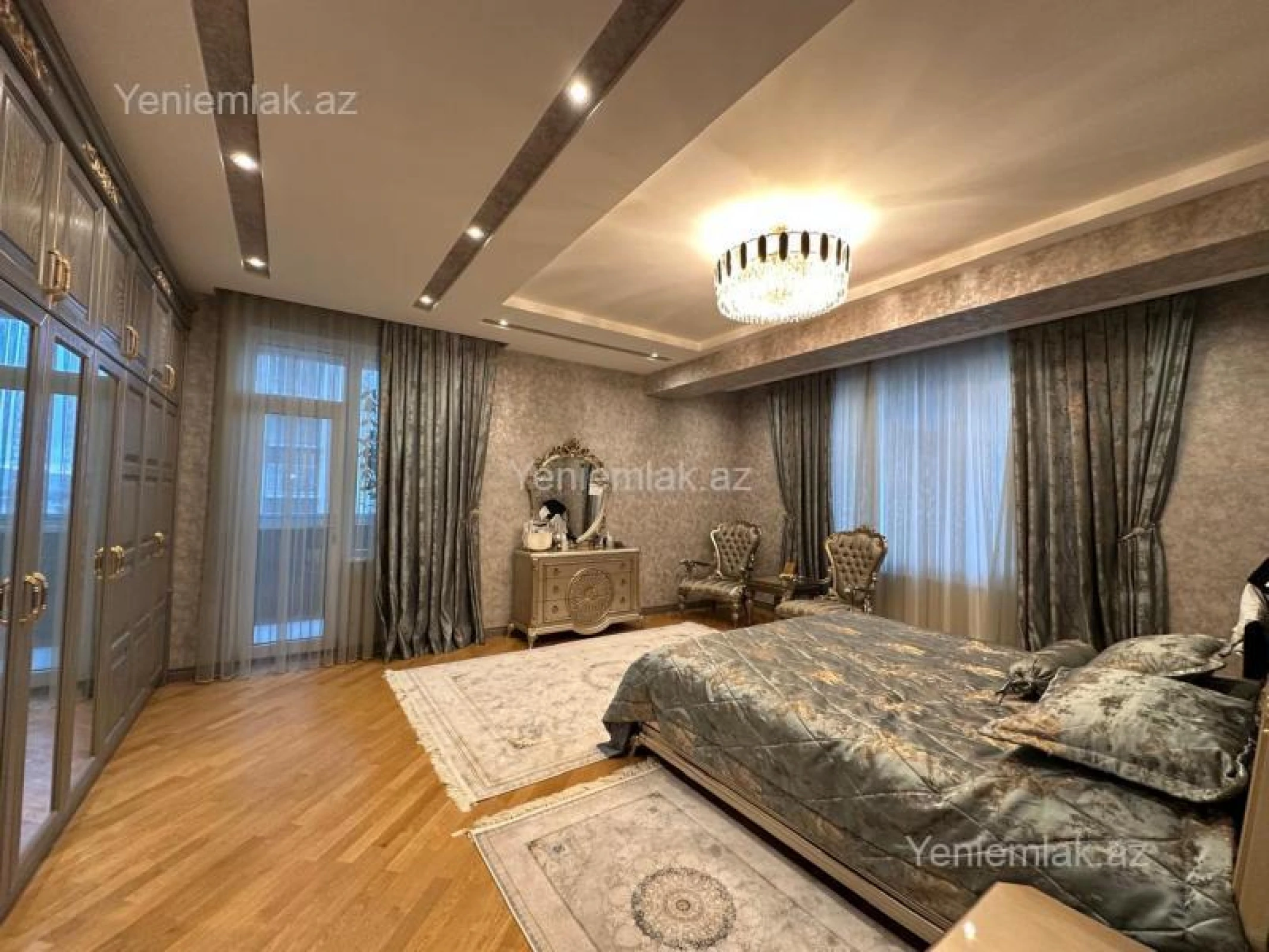 Satılır 5 otaqlı yeni tikili 222 m²