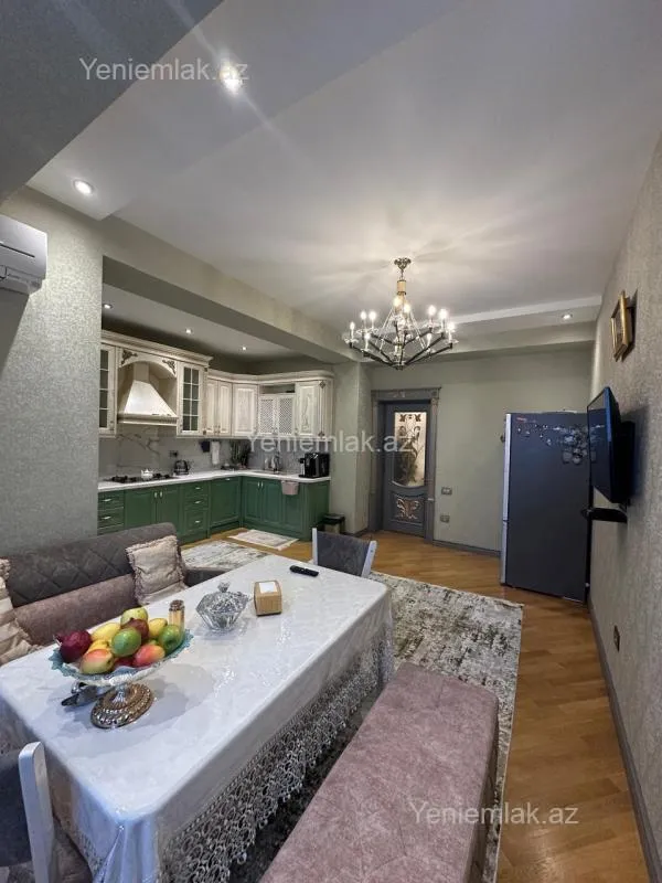 Satılır 5 otaqlı yeni tikili 222 m²