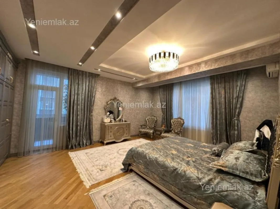 Satılır 5 otaqlı yeni tikili 222 m²