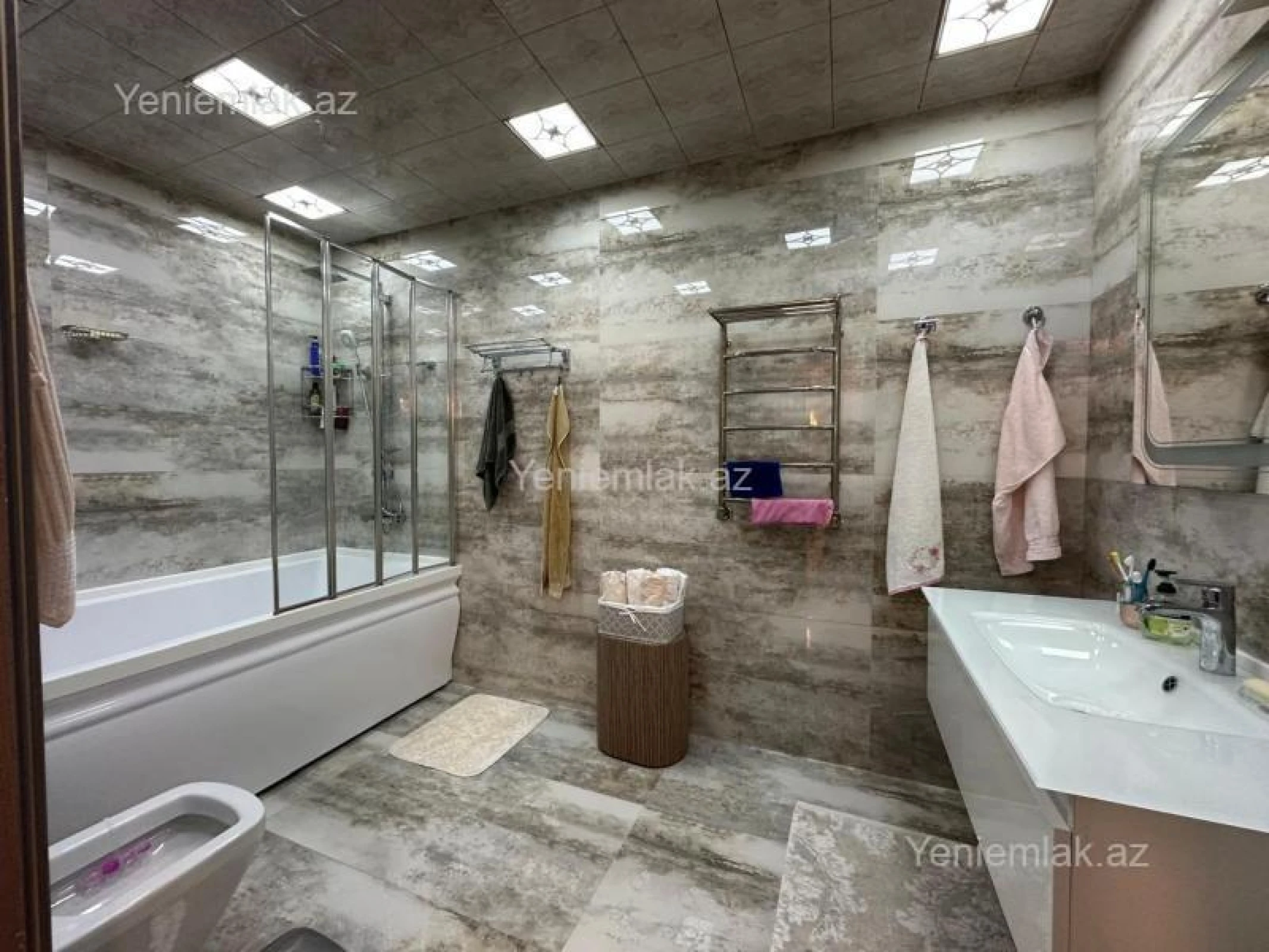 Satılır 5 otaqlı yeni tikili 222 m²